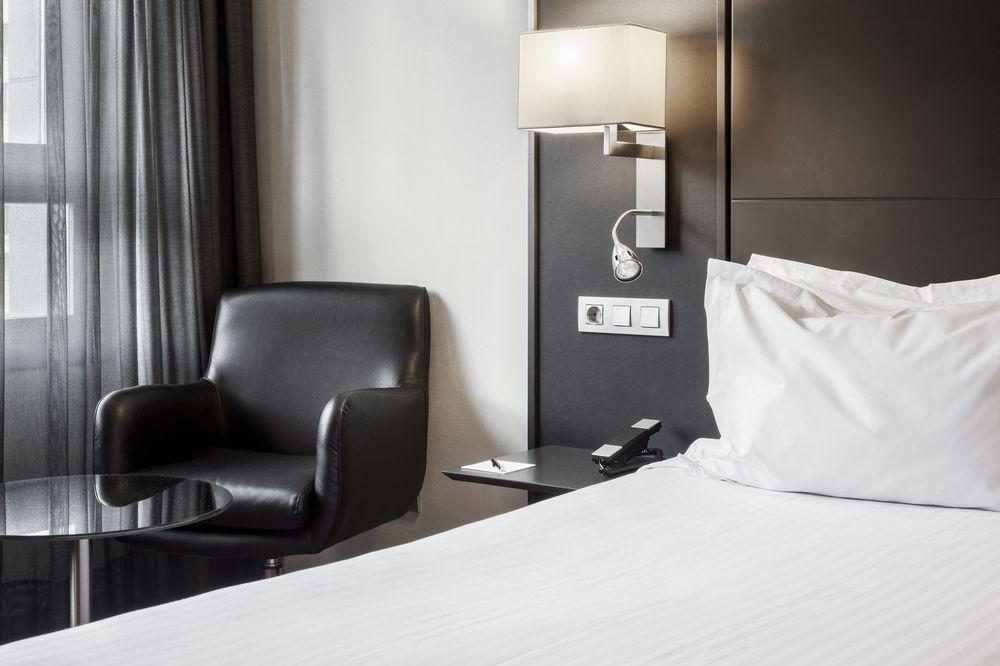 AC Hotel General Álava Vitoria-Gasteiz Kültér fotó