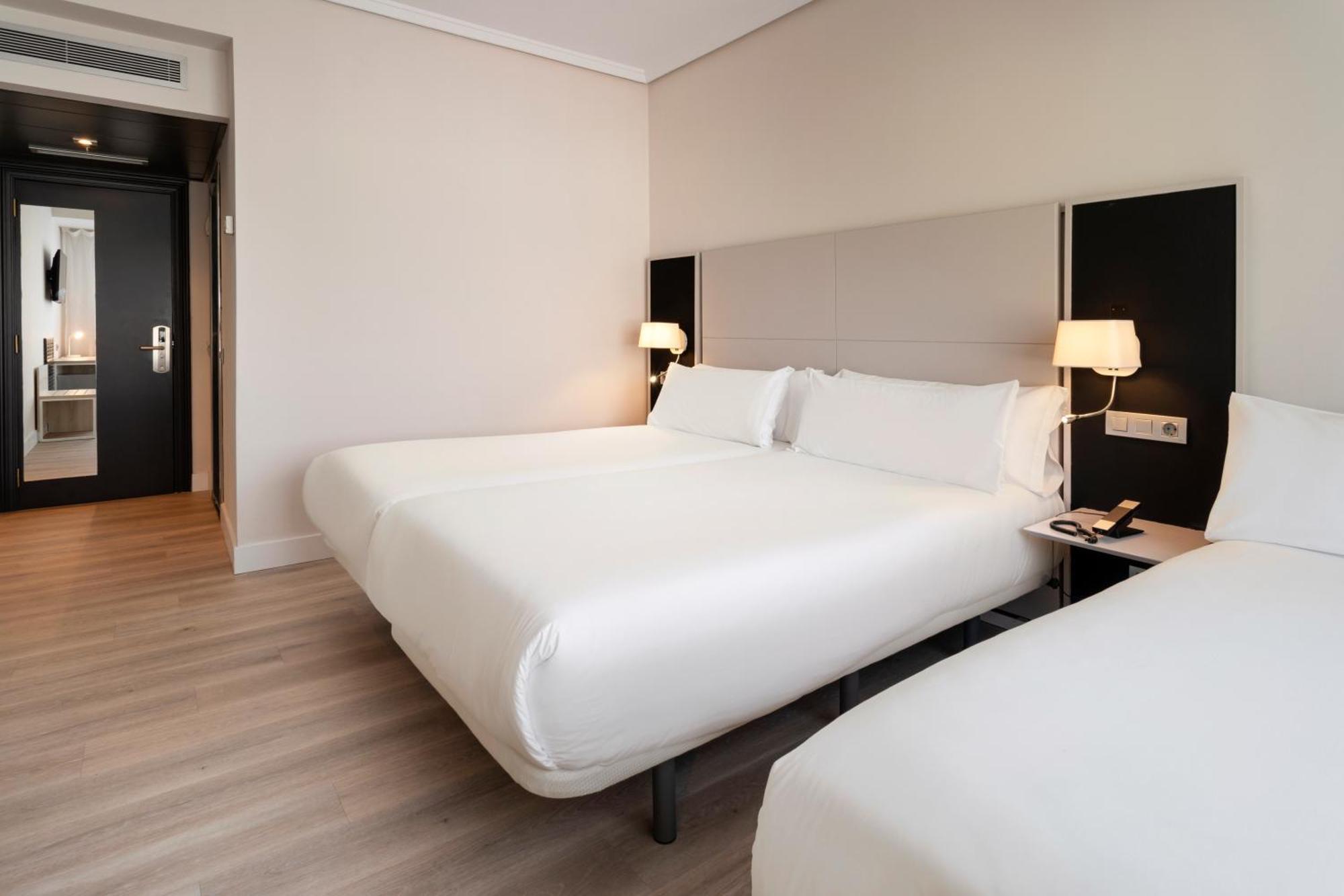 AC Hotel General Álava Vitoria-Gasteiz Kültér fotó