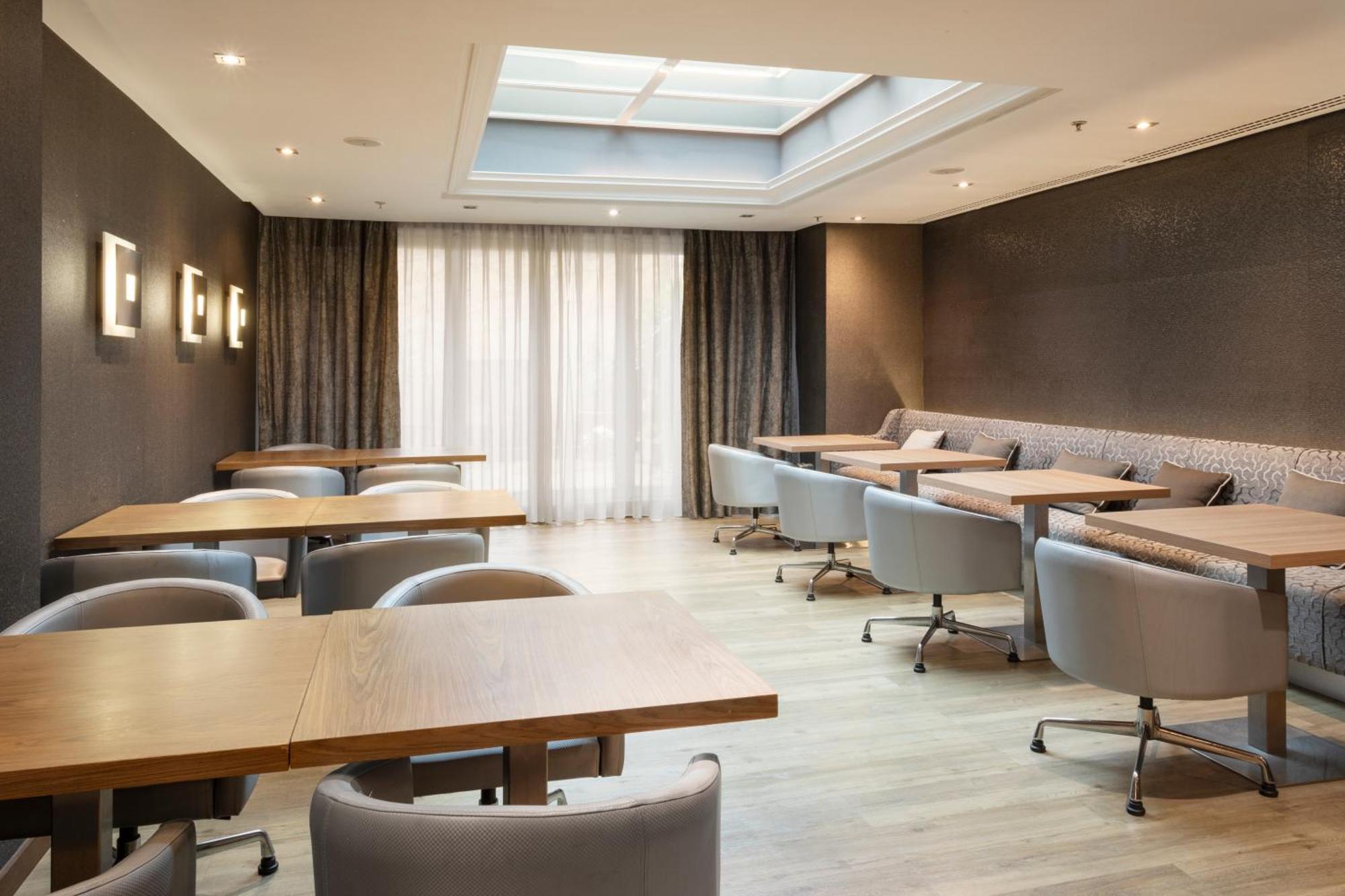 AC Hotel General Álava Vitoria-Gasteiz Kültér fotó