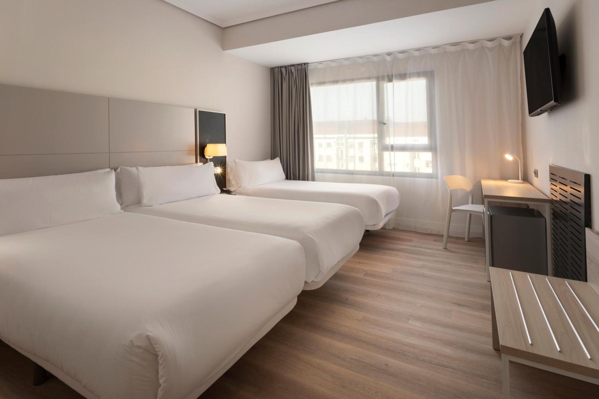 AC Hotel General Álava Vitoria-Gasteiz Kültér fotó